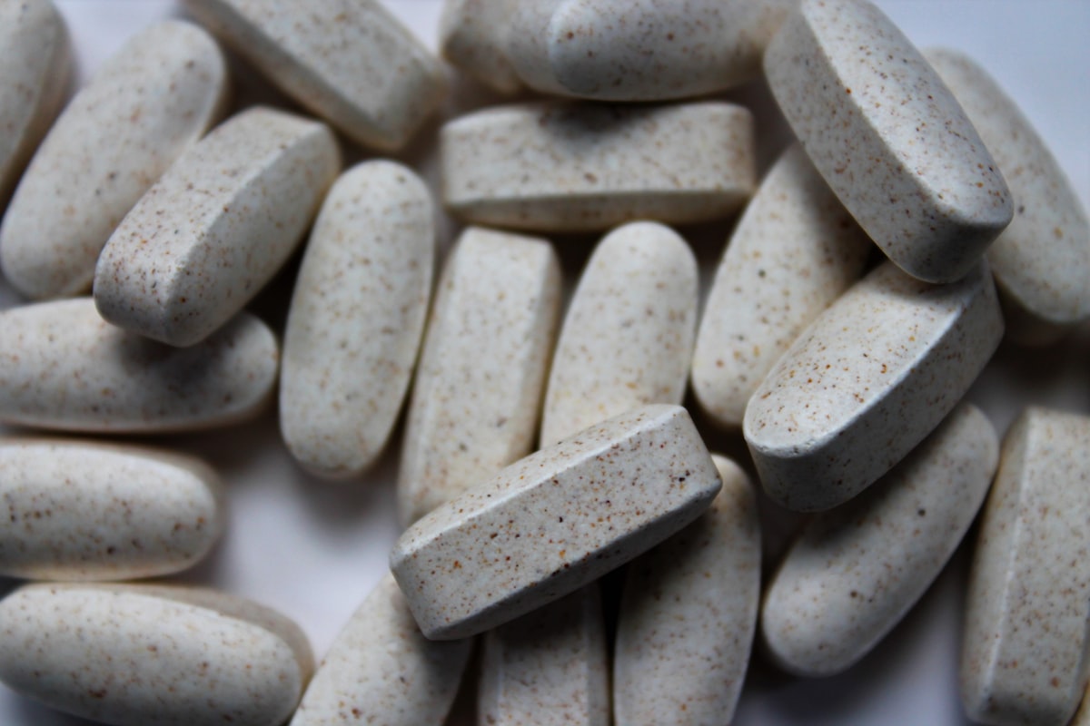 Premium natural vitamin supplements for men's health